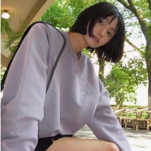 AMI 新款卫衣