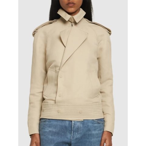 Burberry短款风衣