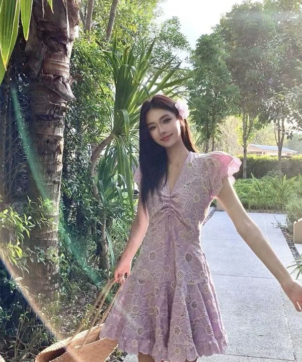 水溶蕾丝裙
