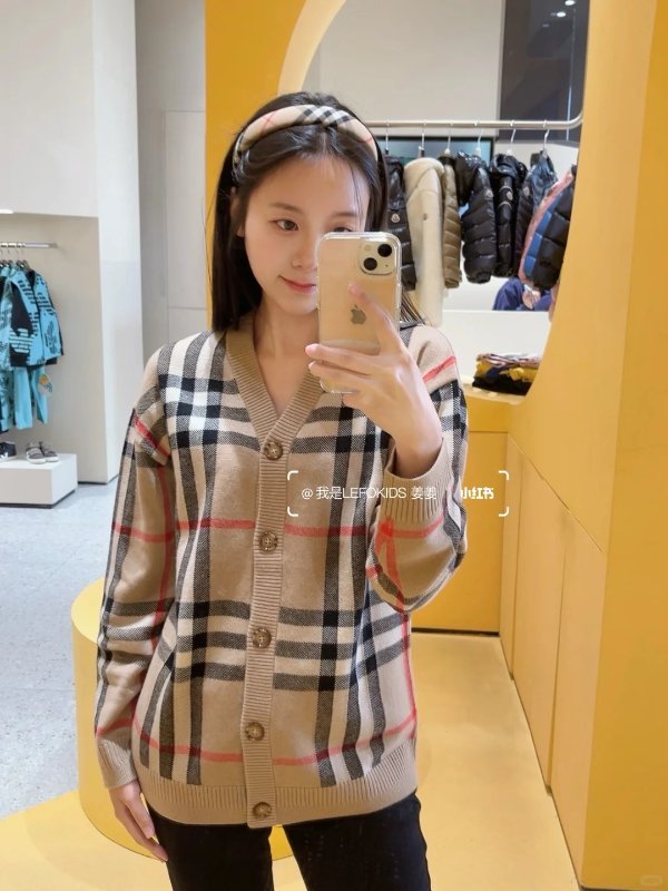 大童格纹针织开衫