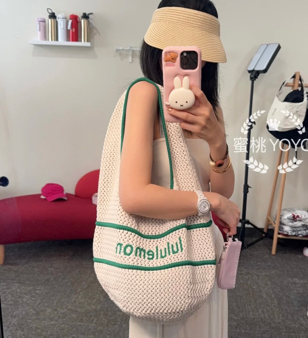 【ルルレモン】コットンかぎ編み ショルダーバッグ 7L リゾートに☆かぎ編みバッグ【lululemon】コットンクロシェ7L