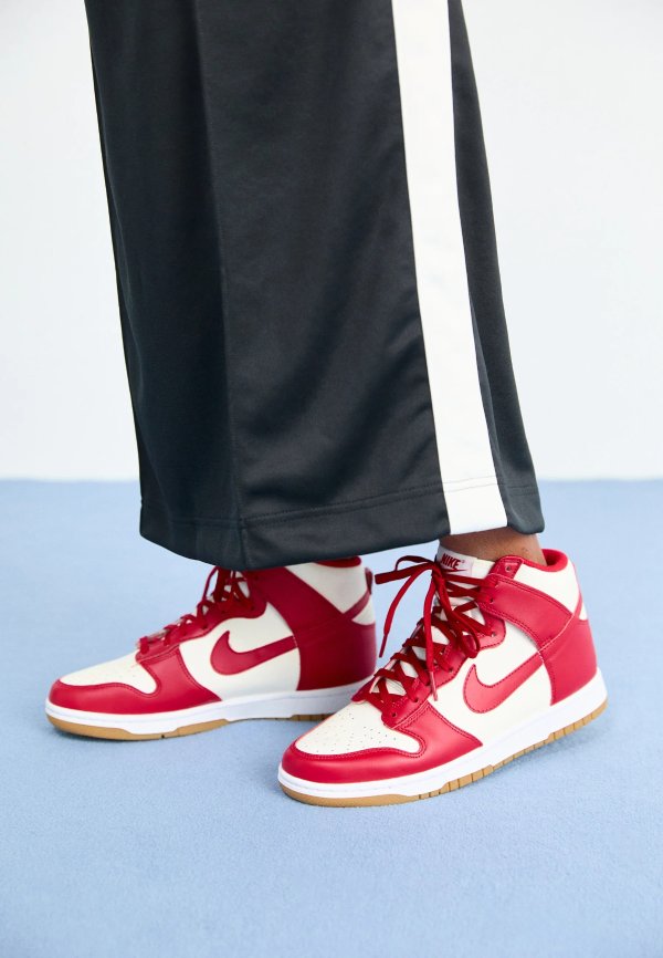 DUNK 高帮