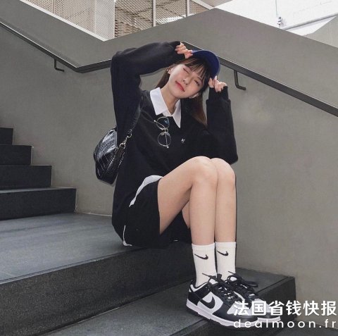 Nike Dunk Low 女款运动鞋