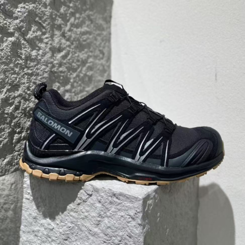 XA PRO 3D黑色€109Salomon 半价疯抢⚡户外党的梦中情鞋！颜值＋性能拉满！