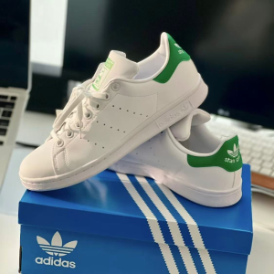 3折起！€28收小白鞋