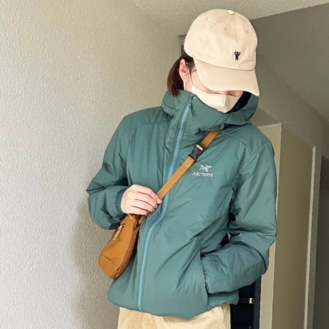 Arc teryx小码捡漏中！博卡绿 @豆乐家Atom 连帽夹克