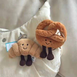 Urban Outfitters 折上折清仓！网感碎花裙、adidas球鞋、Stanley