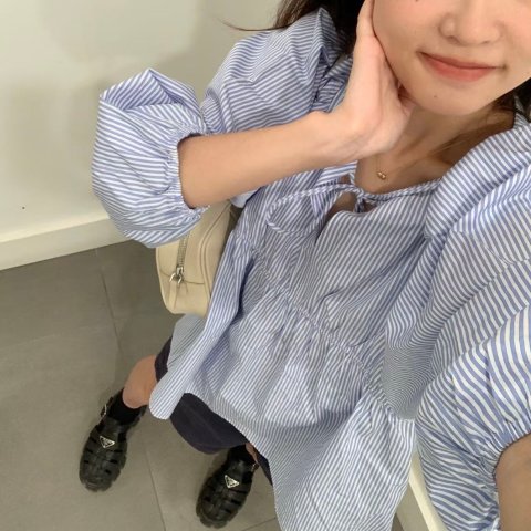 条纹连衣裙