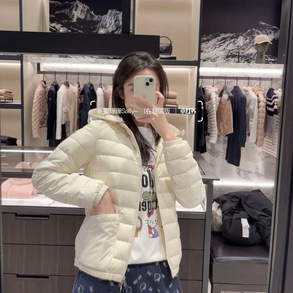 Hede 白色羽绒服