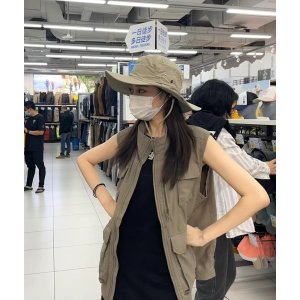 图片来源Red@zizizoee爆款登山马甲 