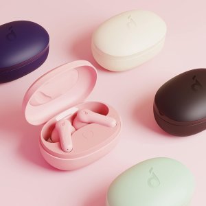 蓝牙耳机€19.9，音箱€24.69