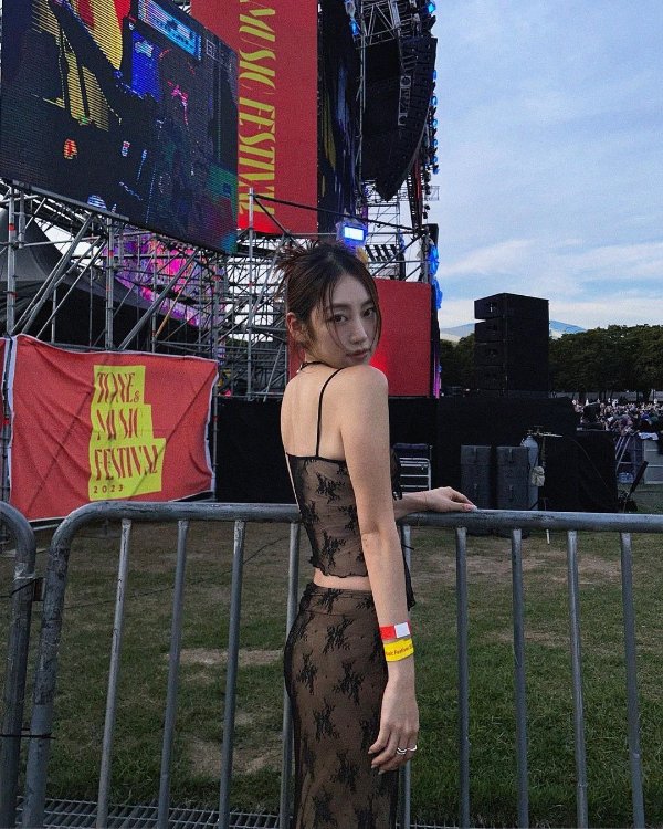 类似吊带