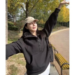 Lululemon黑色重回折扣区！@青柠芭乐Scuba 卫衣