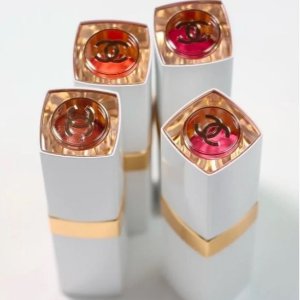 7折起！白管口红€32