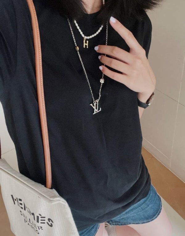 笑脸短袖