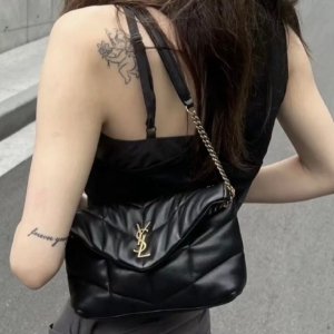 Nugnes 奢牌直降😵Gucci腰带€323，经典信封包€756