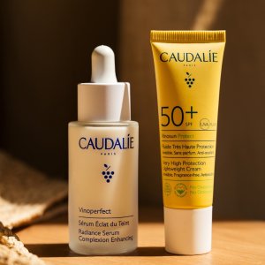 封面2件€38 山茶花洁面€42Douglas 闪促最后1天！Chanel、欧丽缇、TF统统解禁！