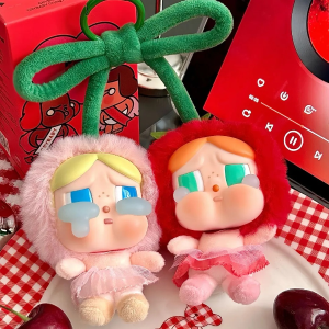泡泡玛特 CRYBABY 哭娃挂件盲盒补货！萌化了