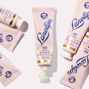 8折 覆盆子奶油蛋糕味€8白女买爆🍓Lanolips 草莓唇膏€7、经典101唇膏€9.9！