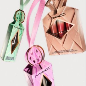 闪促7折 €30收2支唇釉！