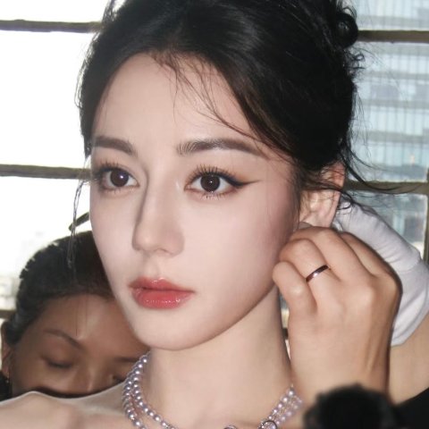  魅惑润唇膏 362号