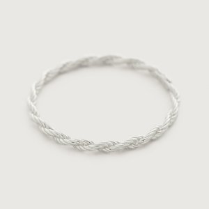 Monica Vinader编织戒指