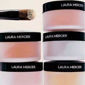 低至5折 €25收UD定妆喷雾