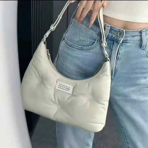 Maison Margiela枕头包