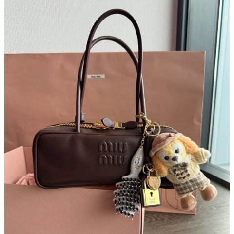 Miu Miu罕见下折扣区！@哈鲁可Beau 复古真皮手提包