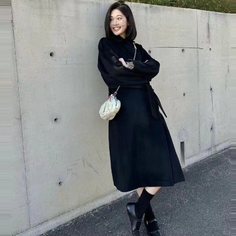 Max Mara黑色羊绒大衣