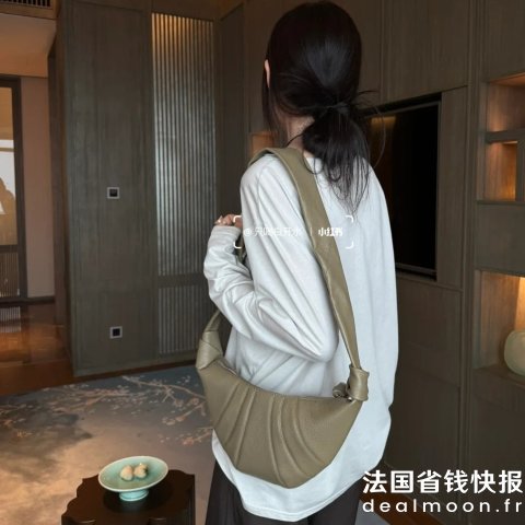 Lemaire浅色也好看 @多驴多Croissant 小号皮革单肩包