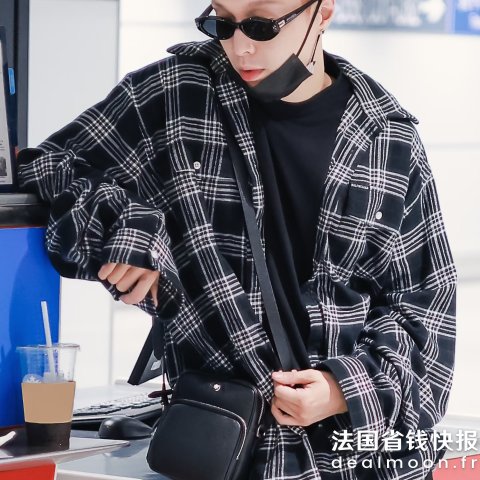 Montblanc张艺兴同款！皮革邮差包