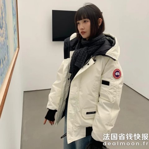 Canada Goose白色好好看 @naiveluuuChilliwack 羽绒飞行夹克