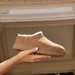 UGG捡漏来啦！经典短靴低至€109，冬天从脚开始暖！