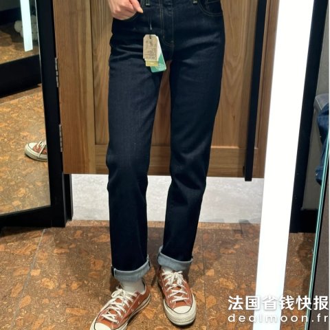 Levi s学生党、上班族必备@CROCS小江724 高腰直筒牛仔裤