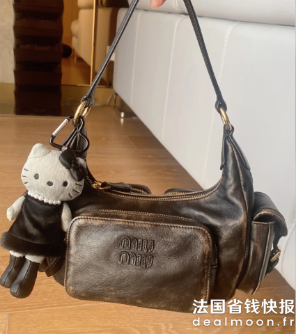 Miu Miu@qoejfnisnPocket Nappa 咖啡色手袋