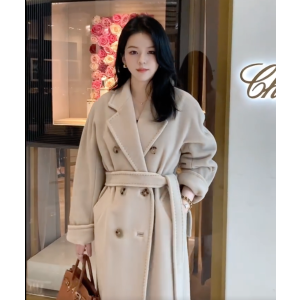 101801 燕麦色大衣