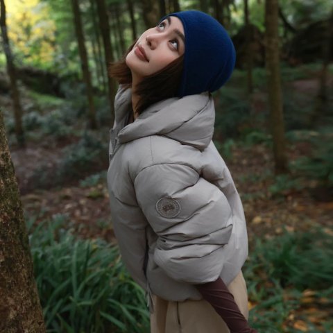 Canada Goose新款也参加 @豆仔小跟班Elba 羽绒夹克