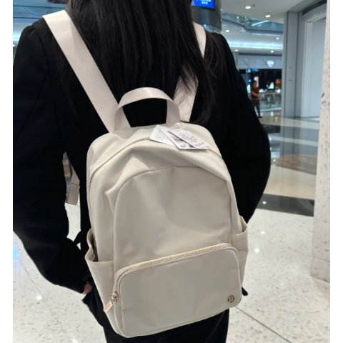 Everywhere 双肩包 22L