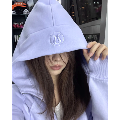 Lululemon宁静蓝新加入 @要早睡Scuba 连帽外套