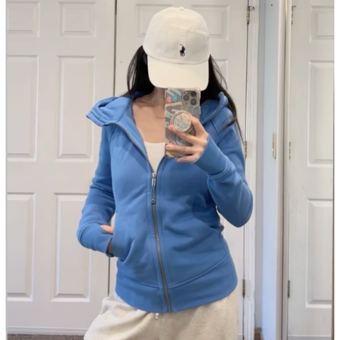 Lululemon新色泳池派对蓝 @奥黛丽贝儿Scuba 拉链连帽衫