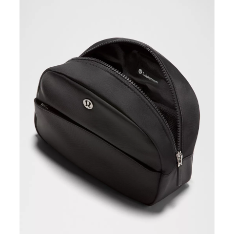 City Essentials 手包