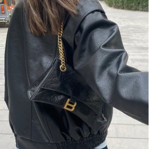 5折起 巴黎世家链条包€1650