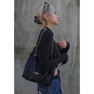 Balenciaga终于降价啦 @小皓Crush hobo 小号垃圾袋