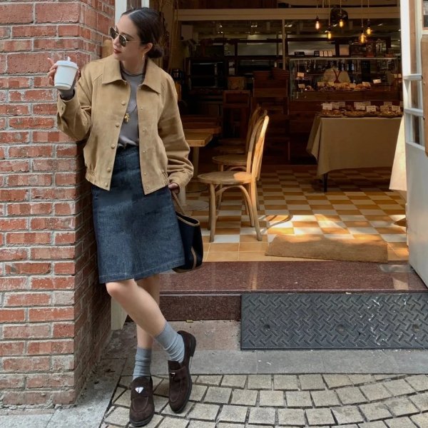 棕色麂皮乐福鞋