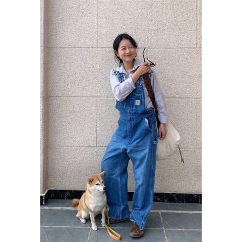 直筒蓝色背带裤