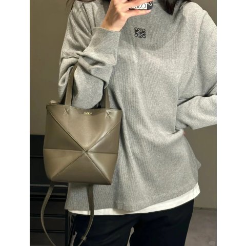 Loewe@Kitty猫咪 Mini Puzzle 折叠斜挎包