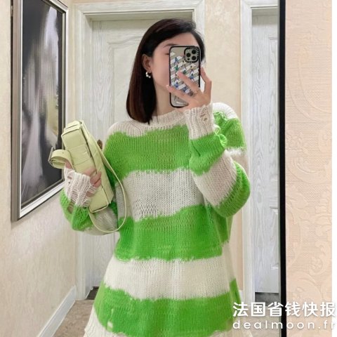 Acne Studios标志性的条纹毛衣！@luoluolokiStriped 破洞毛衣