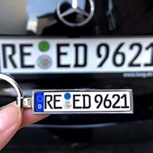 车迷必收！定制迷你车牌钥匙扣，送礼不翻车