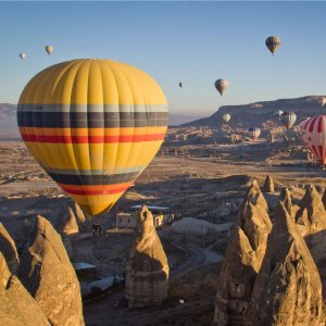 法兰-伊斯坦布尔直飞€37起